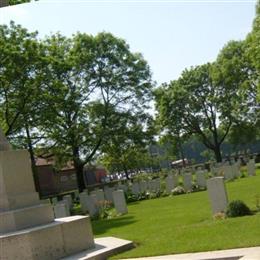 Elzenwalle Brasserie Cemetery (CWGC)