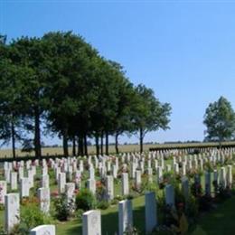 Fontenay-le-Pesnel War Cemetery, Tessel
