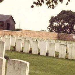 Hancourt British Cemetery