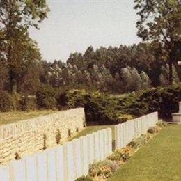 Hourges Orchard Cemetery, Domart-sur-la-Luce