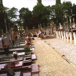 Laval (Valfleury) Communal Cemetery