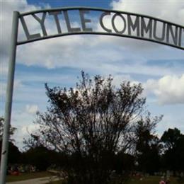 Lytle Community Cemetery