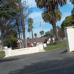 Pacific Crest Cemetery