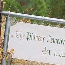 PIONEER CEMETERY IN THE PARK
