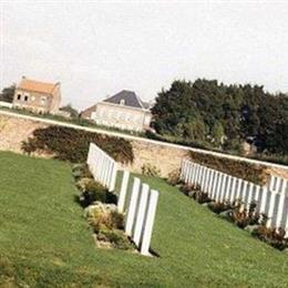 Le Quesnoy Communal Cemetery Extension