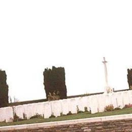 Vaulx Hill (CWGC) Cemetery