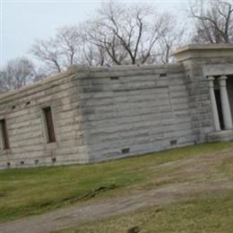 Western Reserve Mausoleum and Cemetery