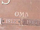 Oma Clem Bates
