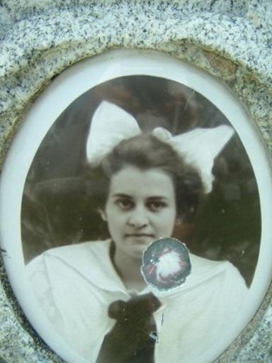 Ada Pyles on Sysoon