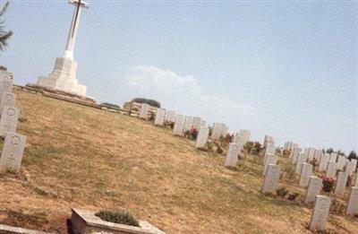 Agira Canadian War Cemetery on Sysoon