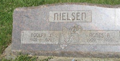 Agnes A. Nielsen on Sysoon
