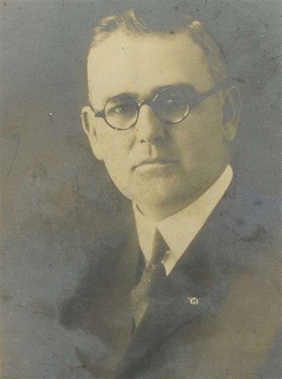 Albert McDonald Simpson on Sysoon