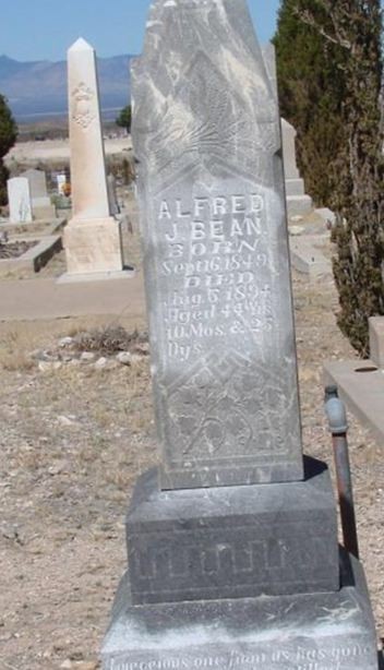 Alfred J Bean on Sysoon