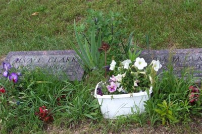 Alva E Clark on Sysoon