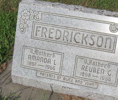Amanda L. Fredrickson on Sysoon