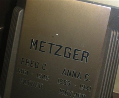 Anna C Metzger on Sysoon