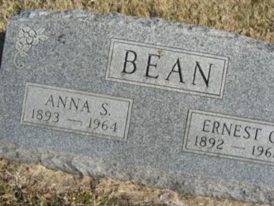 Anna S Bean on Sysoon