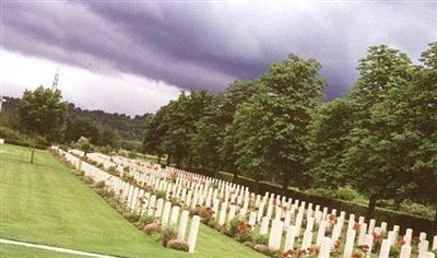 Arezzo (CWGC) War Cemetery on Sysoon