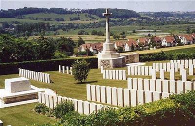 Arques-la-Bataille British Cemetery on Sysoon
