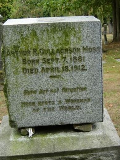 Arthur R Gullachson Moss on Sysoon