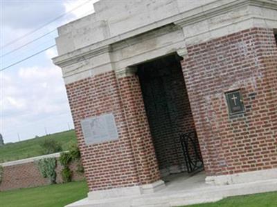 Artillery Wood CWGC Cemetery on Sysoon