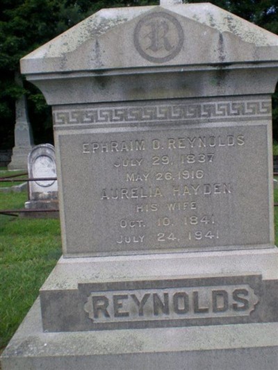 Aurelia Hayden Reynolds on Sysoon