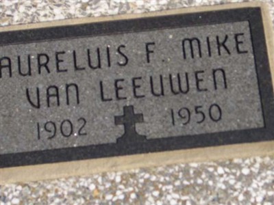 Aureluis F. Vanleeuwen on Sysoon