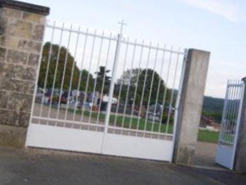 Auvers-sur-Oise Town Cemetery on Sysoon