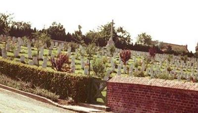Aveluy Communal Cemetery Extension on Sysoon