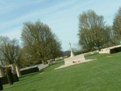 Bayeux War Cemetery on Sysoon