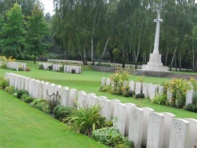 Berlin 1939-1945 War Cemetery on Sysoon