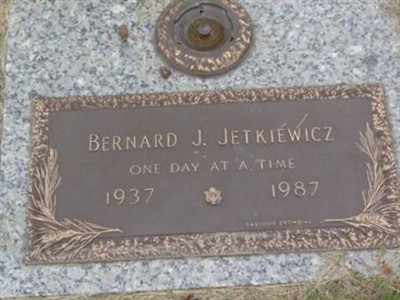 Bernard J. Jetkiewicz on Sysoon