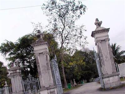 Bidadari Cemetery on Sysoon