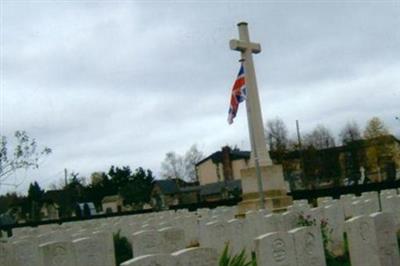 Bois Guillaume Communal Cemetery on Sysoon