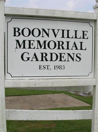 Boonville Memorial Gardens Cemetery on Sysoon