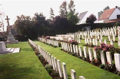 Brandhoek Military Cemetery on Sysoon