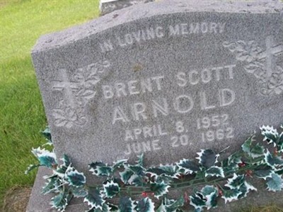 Brent Scott Arnold on Sysoon