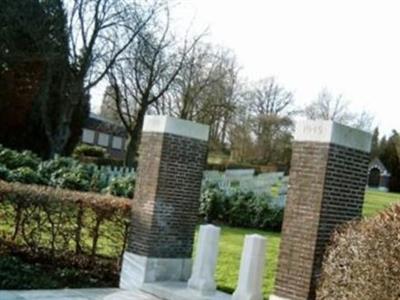 Brunssum War Cemetery on Sysoon