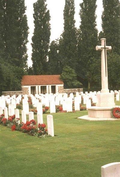 Brussels Town Cemetery on Sysoon