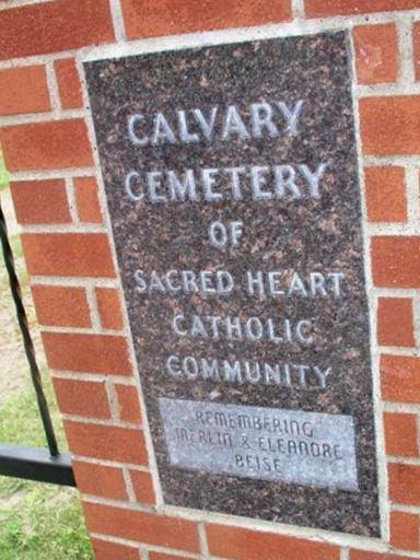 Calvary Catholic Cemetery on Sysoon