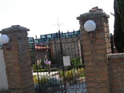 Carnaiola Cemetery on Sysoon