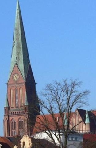 Cathedral of Schwerin (Schweriner Dom) on Sysoon