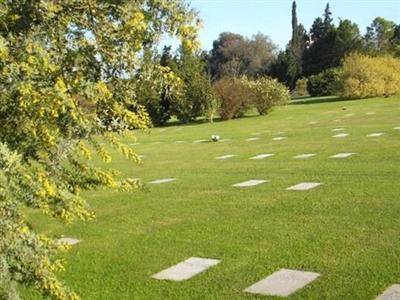 Cementerio Jardin de Paz on Sysoon