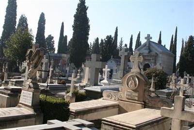 Cementerio Sacramental de San Isidro on Sysoon