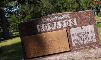 Charles H. Edwards, Jr on Sysoon