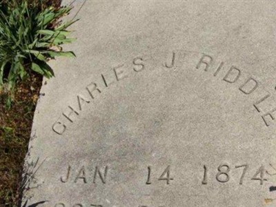Charles J. Riddle on Sysoon