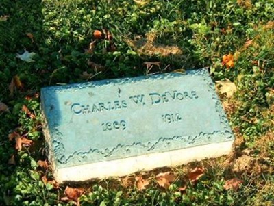 Charles W Devore on Sysoon