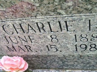 Charlie H. Hollifield on Sysoon