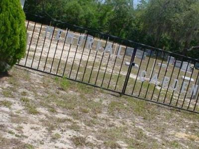 Christian Church Cemetery on Sysoon