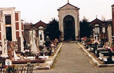 Cimitero de Assago on Sysoon
